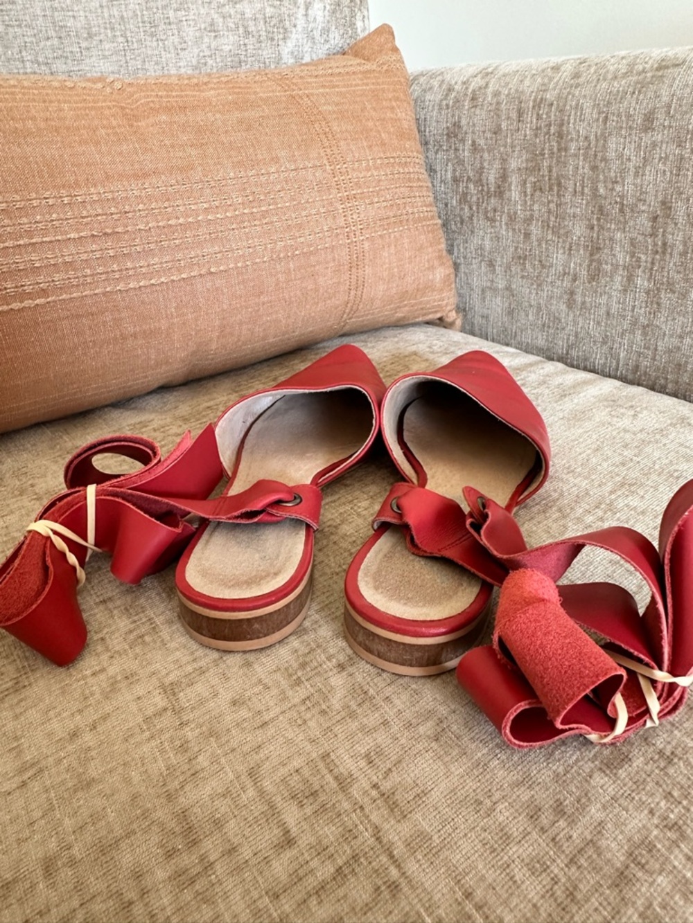 Free People Red Leather Lace Up Pointed Toe Flats Sz 36 or 5.5/6 - Picture 5 of 9